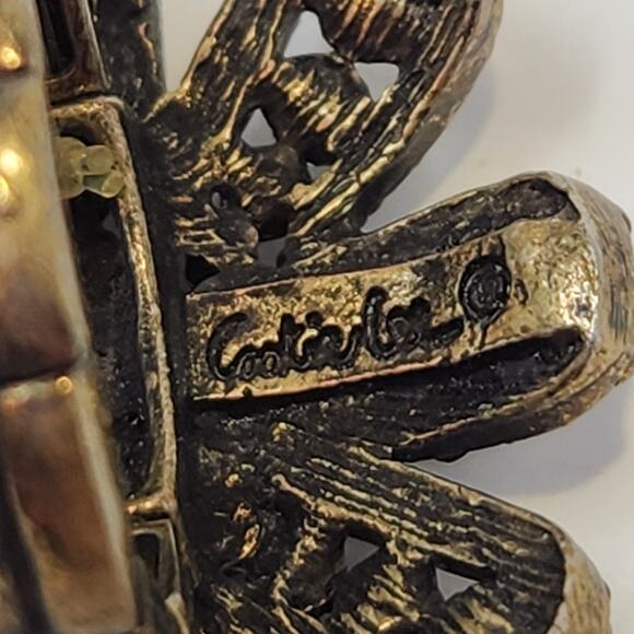 Cookie Lee Flower Rhinestone Brass Tone Stretch Cocktail Ring Statement Jewelry - Picture 6 of 7